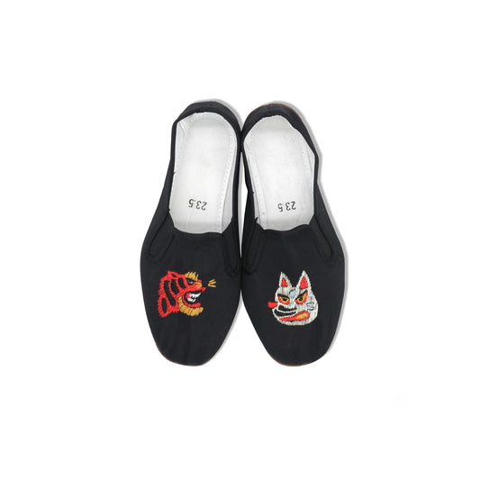 Kung-Fu Shoes | Red Tiger